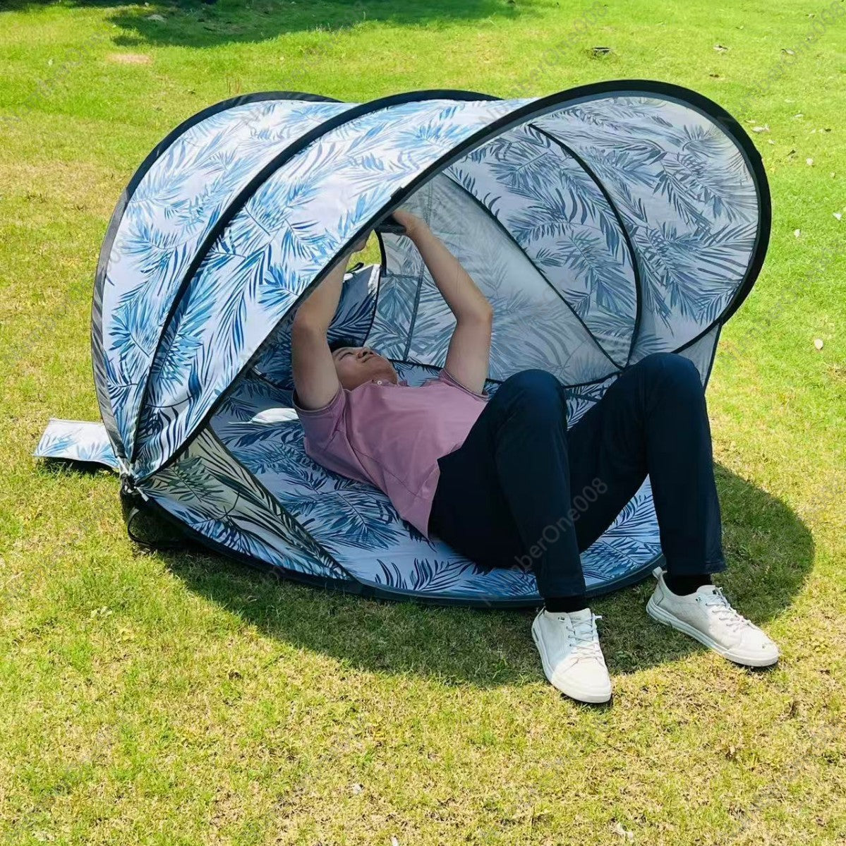 Beach Tent Sun Protection, Windproof Pop-Up, Easy Setup