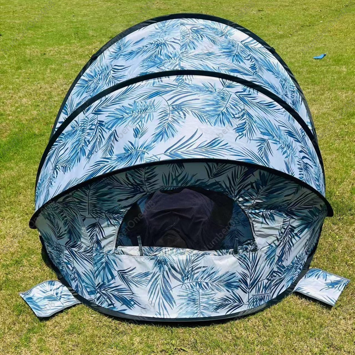 Beach Tent Sun Protection, Windproof Pop-Up, Easy Setup